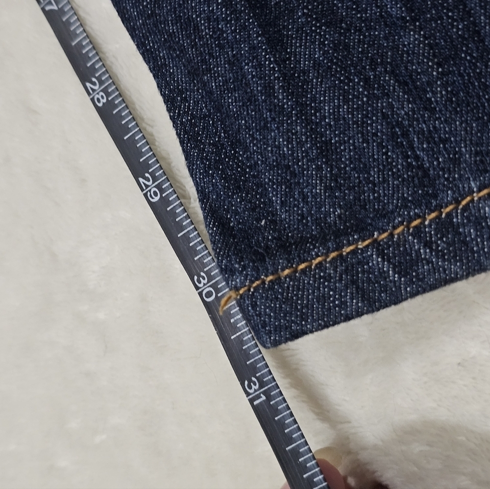 Tommy Hilfiger โฆ Mid-Rise Easy Fit Bootcut Jeans โฆ Blue Wash Stretch Sz 4 NWT - Picture 16 of 16